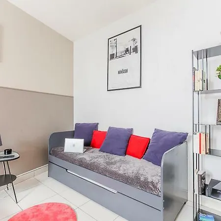 Apt 45 M2 Centre Апартаменты