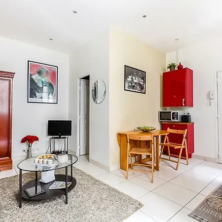 Apt 45 M2 Centre Апартаменты