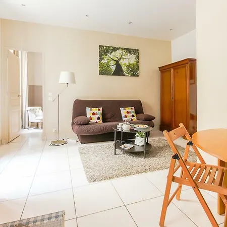 Apt 45 M2 Centre Apartment *